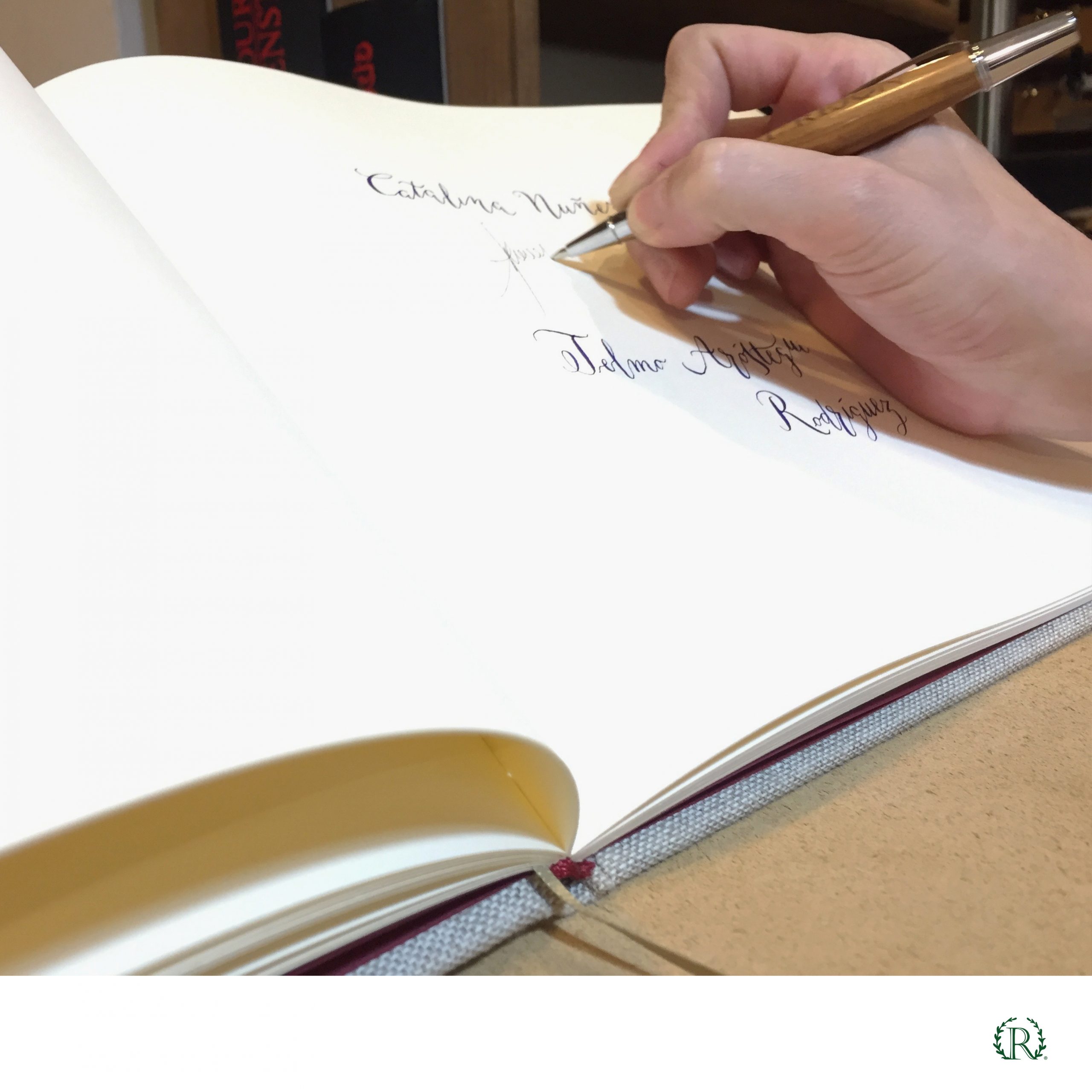 LIBRO de FIRMAS - Imagen 2