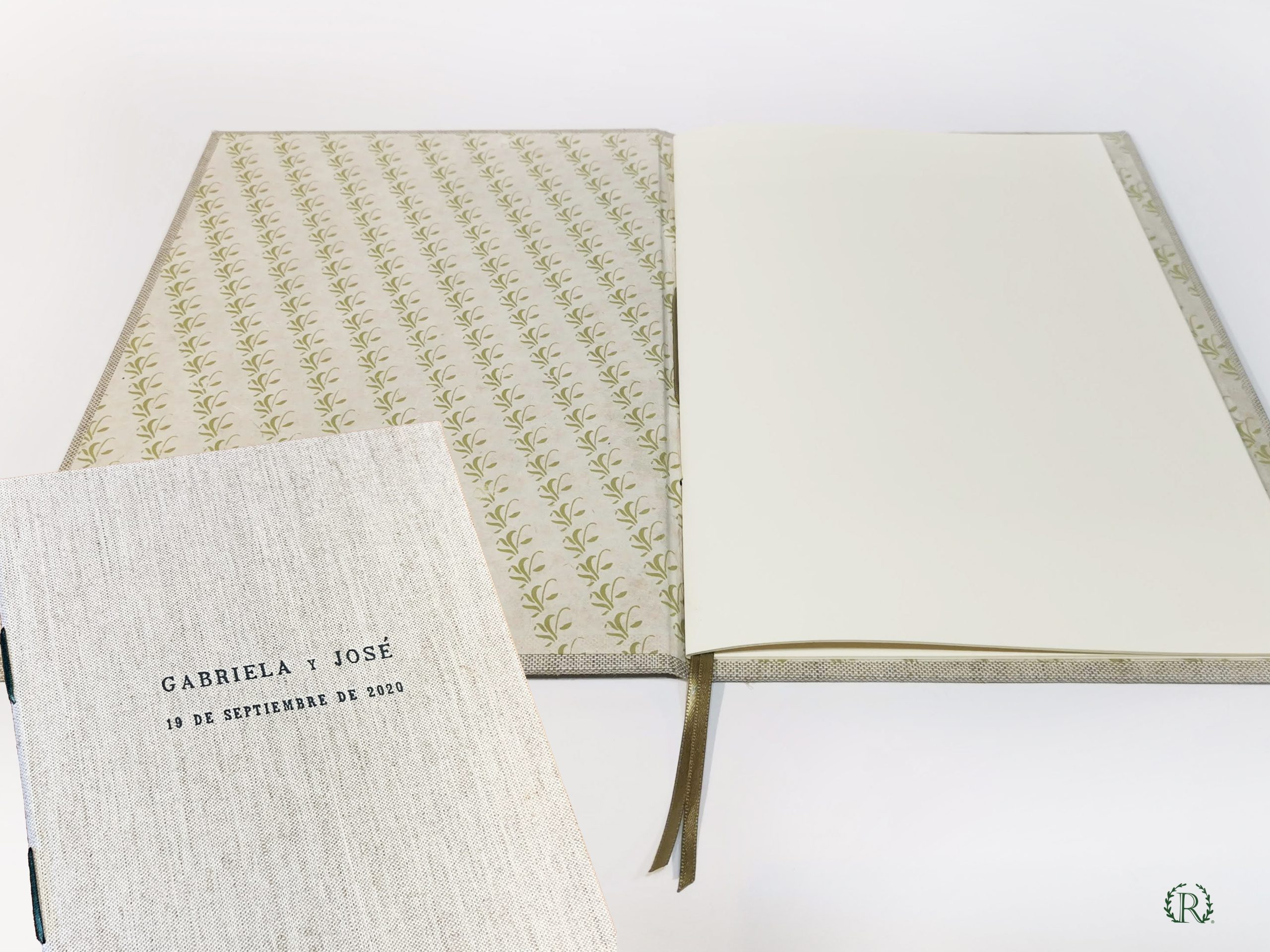 Carpeta hojas en blanco #10